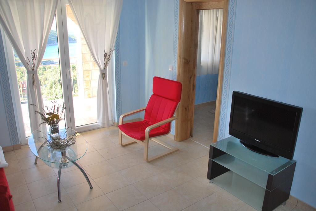 Villa Lunaris Maslinica Bagian luar foto
