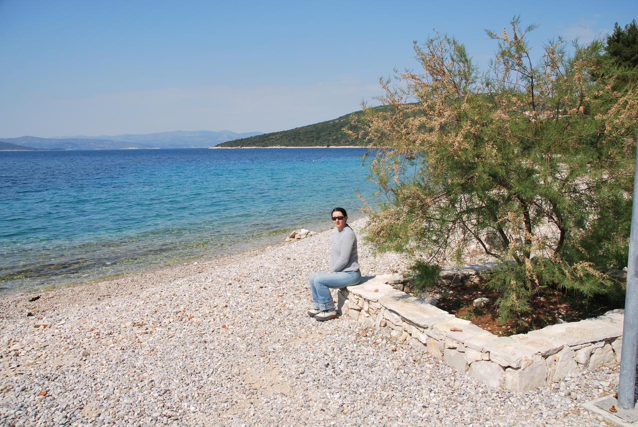 Villa Lunaris Maslinica Bagian luar foto